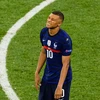 Kylian Mbappe sút hỏng quả penalty quyết định khiến tuyển Pháp bị loại. (Ảnh: Getty Images) 