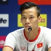 Đội trưởng Quế Ngọc Hải thay mặt đội tuyển Việt Nam xin lỗi người hâm mộ. (Ảnh: Getty Images)
