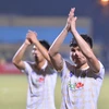 Quang Hải xúc động nói lời chia tay cổ động viên Hà Nội FC. (Ảnh: PV/Vietnam+) 