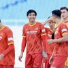 Tuyển Việt Nam hứng khởi làm quen sân Mỹ Đình trước ngày đấu Dortmund 
