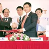 Lễ ký kết biên bản ghi nhớ giữa VietinBank và Tổng công ty Đường sắt Việt Nam giai đoạn 2015-2020. (Nguồn: VietinBank)