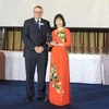 Lãnh đạo Vietcombank nhận giải thưởng từ tạp chí Asian Banking & Finance. (Nguồn: Vietcombank)