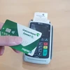 Thẻ chip nội địa của Vietcombank vừa được phát hành. (Ảnh: Thúy Hà/Vietnam+)