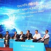 Ông Nguyễn Đình Thắng, Chủ tịch Hội đồng quản trị LienVietPostBank phát biểu tại tọa đàm. (Ảnh: CTV)