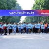 Ban lãnh đạo VietinBank cùng các vận động viên tham gia giải chạy. (Ảnh: CTV/Vietnam)
