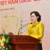 Thống đốc Nguyễn Thị Hồng phát biểu tại Lễ ra mắt 2 cuốn sách. (Ảnh: CTV/Vietnam+)