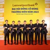 Ra mắt Hội đồng quản trị của LPBank tại Đại hội đồng cổ đông 2023. (Ảnh: Vietnam+)