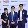 Đai diện BIDV nhận giải thưởng Ngân hàng cung cấp dịch vụ ngoại hối và phái sinh tốt nhất Việt Nam năm 2024. (Ảnh: Vietnam+)