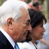 Ông Dominique Strauss-Kahn và vợ tại tòa New York