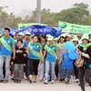 Cuộc đi bộ vì trẻ tự kỷ tại Hà Nội, ngày 2/4/2011. (Ảnh: Nguyễn Anh/ Vietnam+)