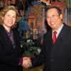 Phó Thủ tướng, Bộ trưởng Bộ Ngoại giao Phạm Gia Khiêm tiếp bà Susan Schwab, nguyên Đại diện Thương mại Mỹ. (Ảnh: Doãn Tấn/TTXVN).