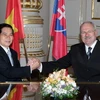 Tổng thống Slovakia Ivan Gasparovic tiếp Chủ tịch nước Nguyễn Minh Triết. (Ảnh: Nguyễn Khang/TTXVN). 