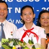 Em Hồ Thị Hiếu Hiền đoạt giải nhất quốc tế Cuộc thi viết thư quốc tế UPU lần thứ 39. (Ảnh: Minh Tú/TTXVN).
