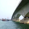 Cầu qua sông Gianh. (Nguồn: Internet)