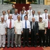 Chủ tịch nước tiếp Đoàn cán bộ cựu chuyên gia Việt Nam giúp cách mạng Campuchia. (Ảnh: Nguyễn Khang/TTXVN).