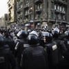 Cảnh sát được huy động để ngăn chặn người biểu tình tại Quảng trường Tahrir tại Cairo. (Nguồn: Getty Images)