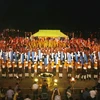 Chương trình nghệ thuật "Cuộc thao diễn thủy binh thời Nguyễn" tại Festival Huế 2011. (Ảnh: Nhật Anh/TTXVN)