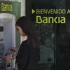 Rút tiền tại cây ATM của Bankia. (Nguồn: Internet)