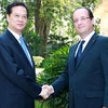 Thủ tướng Nguyễn Tấn Dũng gặp Tổng thống Pháp Francois Hollande. (Ảnh: Đức Tám/TTXVN)