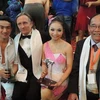 Nghệ sỹ Hoàng An và Thu Hiệp, Đoàn xiếc Thành phố Hồ Chí Minh nhận giải. (Ảnh: CTV)