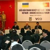 Thủ tướng Ukraine Azarov đến dự Diễn đàn Doanh nghiệp Việt Nam-Ukraine tháng 11/2012. (Ảnh: Trọng Đức/TTXVN)