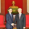 Tổng Bí thư Nguyễn Phú Trọng tiếp ông Somchai Wongsawat, cựu Thủ tướng Thái Lan, Cố vấn cao cấp Đảng Vì người Thái. (Ảnh: Trí Dũng/TTXVN)