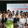 Buổi lễ trao học bổng Toshiba năm học 2012-2013 tại ĐHQG Hà Nội (Ảnh: VNU)