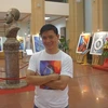 Tiến sỹ Nguyễn Đức Tiến tại triển lãm "Tư duy khác biệt" (Ảnh: Nhân vật cung cấp)