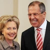 Ngoại trưởng Nga Sergei Lavrov và người đồng cấp Mỹ, bà Hillary Clinton. (nguồn: Getty images)