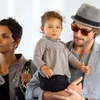 Halle Berry cùng bạn trai cũ Gabriel Aubry và con gái Nahla. (Nguồn: Internet)
