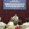 Phó Chủ tịch Trần Đắc Lợi giới thiệu về tình hình Việt Nam với Đoàn.(Nguồn: dangcongsan.vn)