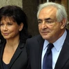 Ông Strauss-Kahn và bà Anne Sinclair. (Nguồn: Getty images)
