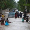 Bão Isaac gây ra cảnh lụt lội ở thủ đô của Haiti. (Nguồn: nydailynews.com)