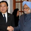 Thủ tướng Nhật Bản Yoshihiko Noda (trái) và người đồng cấp Ấn Độ Manmohan Singh. (Nguồn: presstv.ir)