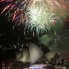 Pháo hoa chào mừng năm mới 2012 tại Nhà hát Oprea Sydney, Australia. (Ảnh: AP)