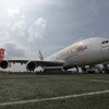 Một máy bay A380 của Emirates tại triển lãm. (Ảnh: Reuters)