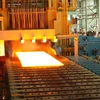 Những tấm thép cán nóng tại Nhà máy thép Cái Lân-VINASHIN. (Ảnh: Anh Tôn/TTXVN)