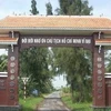 Cổng đền thờ Bác Hồ ở Châu Thới. (Ảnh: Internet)