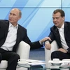 Bộ đôi Putin-Medvedev. (Ảnh: Reuters)