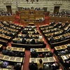 Toàn cảnh phiên họp tại Quốc hội Hy Lạp. (Ảnh: AFP/TTXVN)