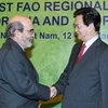 Thủ tướng Nguyễn Tấn Dũng tiếp Tổng Giám đốc FAO Jose Graziano da Dilva bên lề hội nghị. (Ảnh: Nhan Sáng/TTXVN)