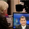 Tổng thống Ecuador Rafael Correa phỏng vấn từ xa ông Assange. (Nguồn: Internet)