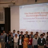 Các đại biểu tham dự Hội thảo nghiên cứu khoa học của nghiên cứu sinh tại Pháp. (Ảnh: Lê Hà-Trung Dũng/Vietnam+)