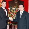 Chủ tịch nước Trương Tấn Sang tiếp Bộ trưởng Nikola Poposki. (Ảnh: Nguyễn Khang/TTXVN)