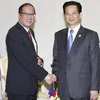 Thủ tướng Nguyễn Tấn Dũng gặp Tổng thống S.Aquino. (Ảnh: Đức Tám/TTXVN)