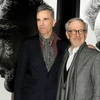 Đạo diễn Steven Spielberg (phải). (Nguồn: hollywoodreporter.com)