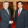 Thủ tướng Nguyễn Tấn Dũng tiếp Cao ủy Thương mại EU Karel De Gucht. (Ảnh: Đức Tám/TTXVN)