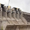 Nhà máy thủy điện Sông Tranh 2 đã phát luân phiên các tổ máy để hồ chứa rút về duy trì ở mực nước chết. (Nguồn: TTXVN)