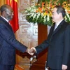 Phó Thủ tướng Nguyễn Thiện Nhân tiếp ông Kundi Paihama, Bộ trưởng Bộ Cựu chiến binh và Lão thành tổ quốc Angola. (Ảnh: Lâm Khánh/TTXVN)