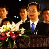 Thủ tướng Nguyễn Tấn Dũng phát biểu khai mạc lễ hội. (Ảnh: Đình Huệ/TTXVN) 